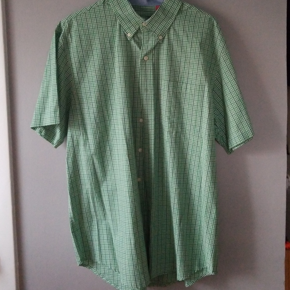 Mens Izod Short Sleeve Button Down - L